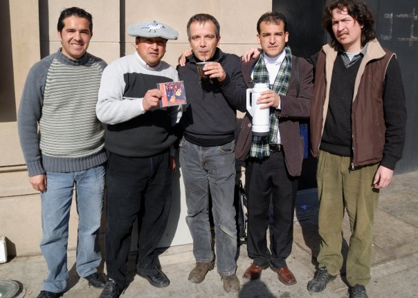 Mate avec un groupe de musicien lors de la "Rural" de Buenos Aires, Argentine.