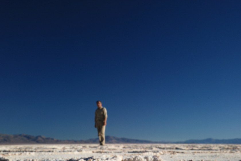 Bernard Grua sur la Salinas Grandes de Jujuy et Salta dans les Andes argentines.