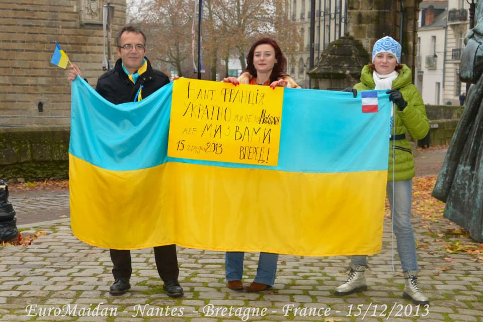 Bernard Grua et flashmob à Nantes en soutien à l'Euromaidian de Kiev, Nantes 15 décembre 2013