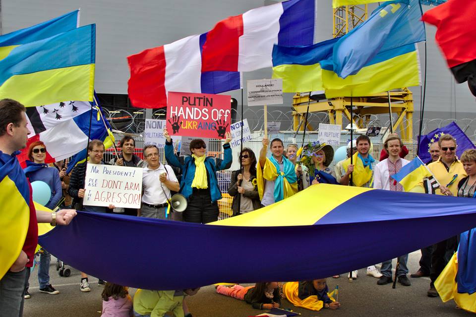 Bernard Grua, première manifestation contre la livraison des navires Mistral à Vladimir Poutine. Saint Nazaire 2 juin 2014 - No Mistrals for Putin - Sébastopol