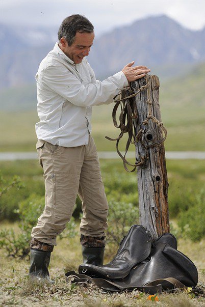 En Sibérie, Bernard Grua dans les Monts Saian orientaux, au pied du Munku Sardyk marquant la frontière avec la Mongolie.