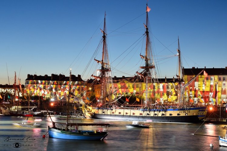 Bernard Grua, heure bleue, blue hour, Nantes, fréagte hermione