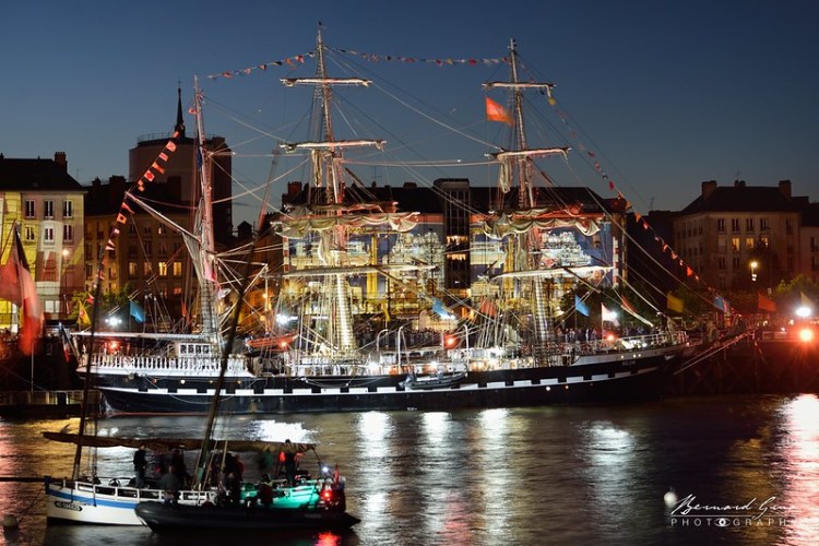 Bernard Grua, heure bleue, blue hour, Nantes, navire Belem