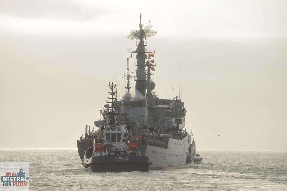 Frégate Shtandart, Vladimir Martus, départ du Smolny