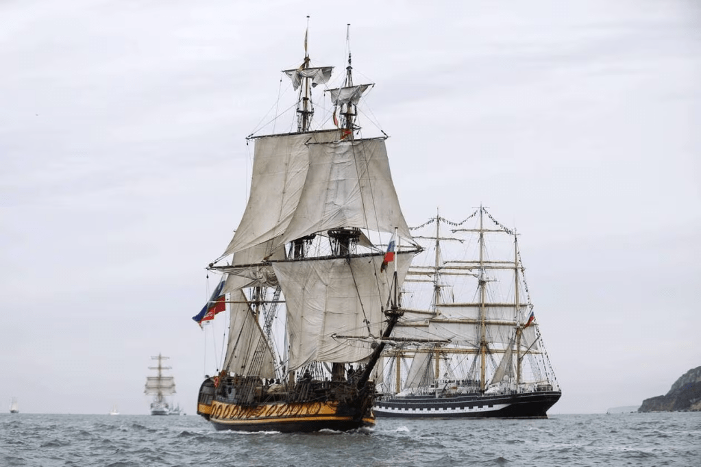 Au port de Saint-Nazaire, l’escale d’une frégate russe, le Shtandart, ce jeudi fait polémique