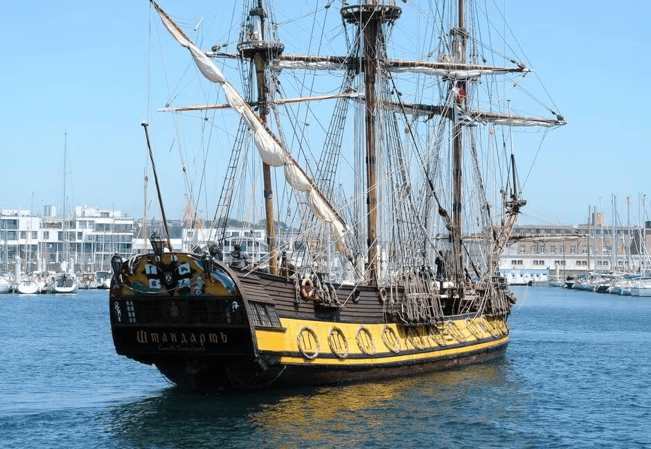 Shtandart, Saint-Nazaire, accueil illégal