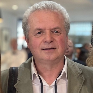 Олег Коваль, президент «Comité Représentatif de la Communauté Ukrainienne de France (CRCUF)» (Репрезентативний комітет української громади у Франції)