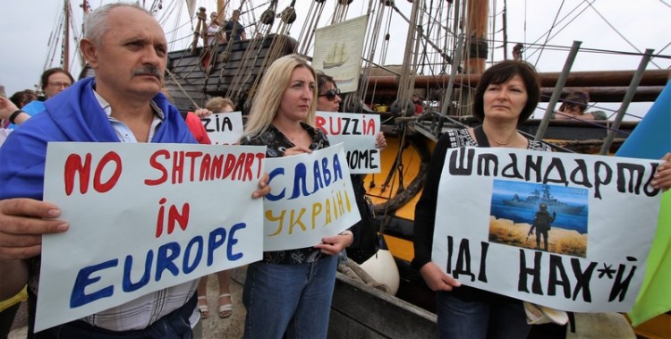 Комбат-Туры: 15 августа 2022 года, протесты в Камаре-сюр-Мер против присутствия фрегата «Штандарт»